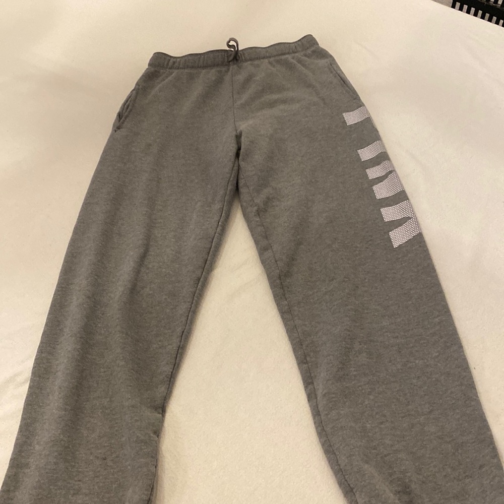 Pink Sweats size XS in Gray with PINK on leg